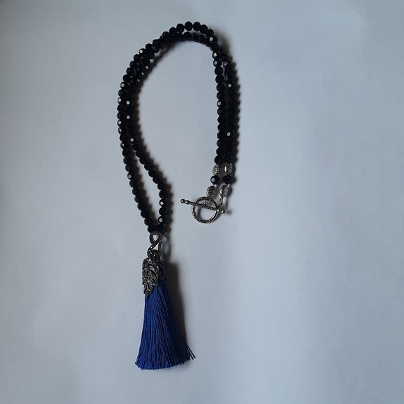 Necklace - Picture 2 of 10